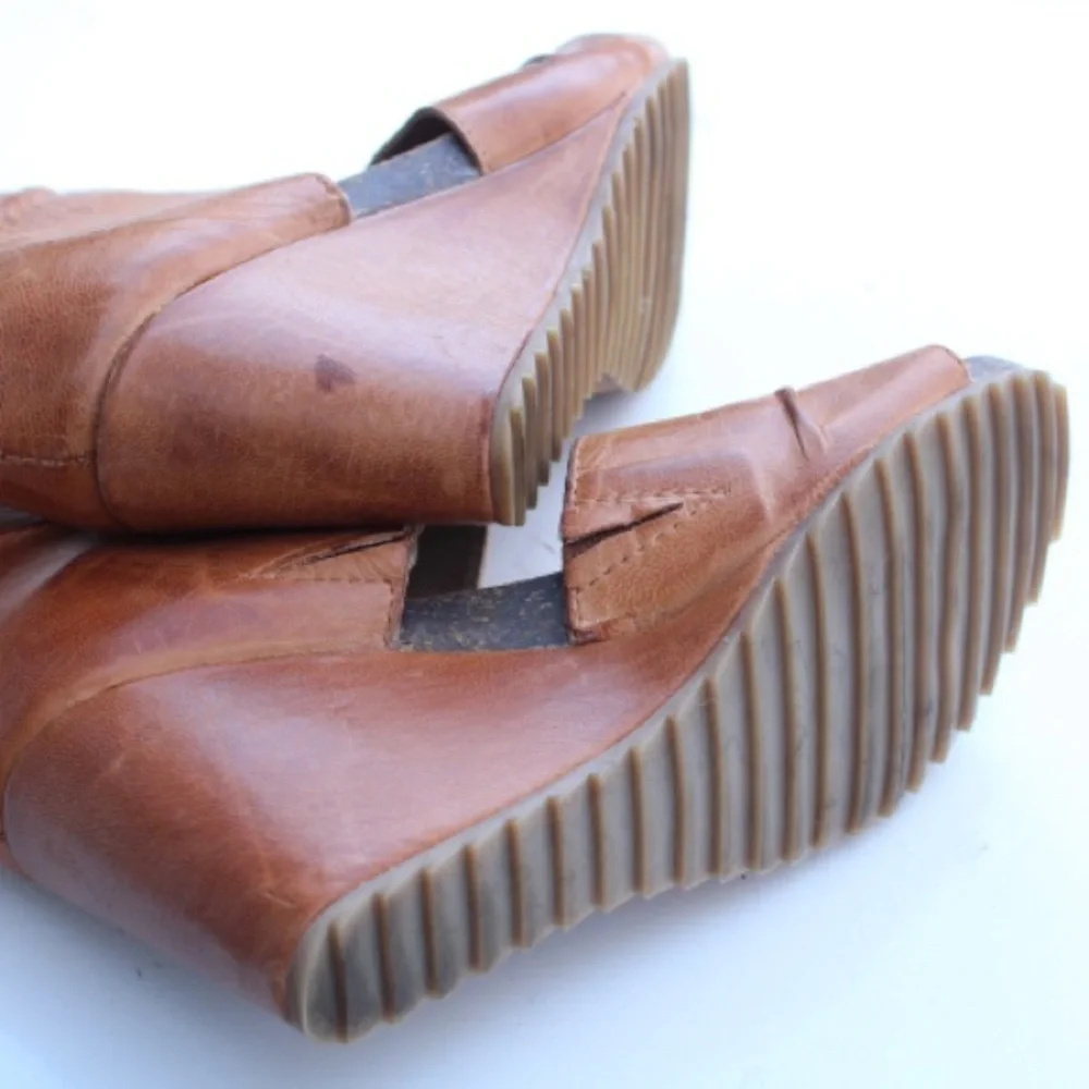 Diba True next n line wedges
